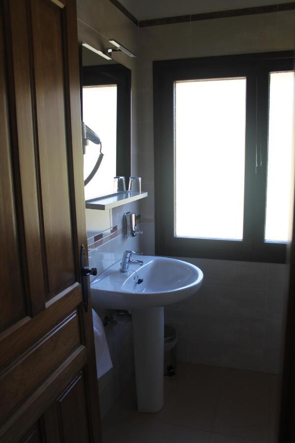 Hotel Rural Rio Molinar Ranera ภายนอก รูปภาพ